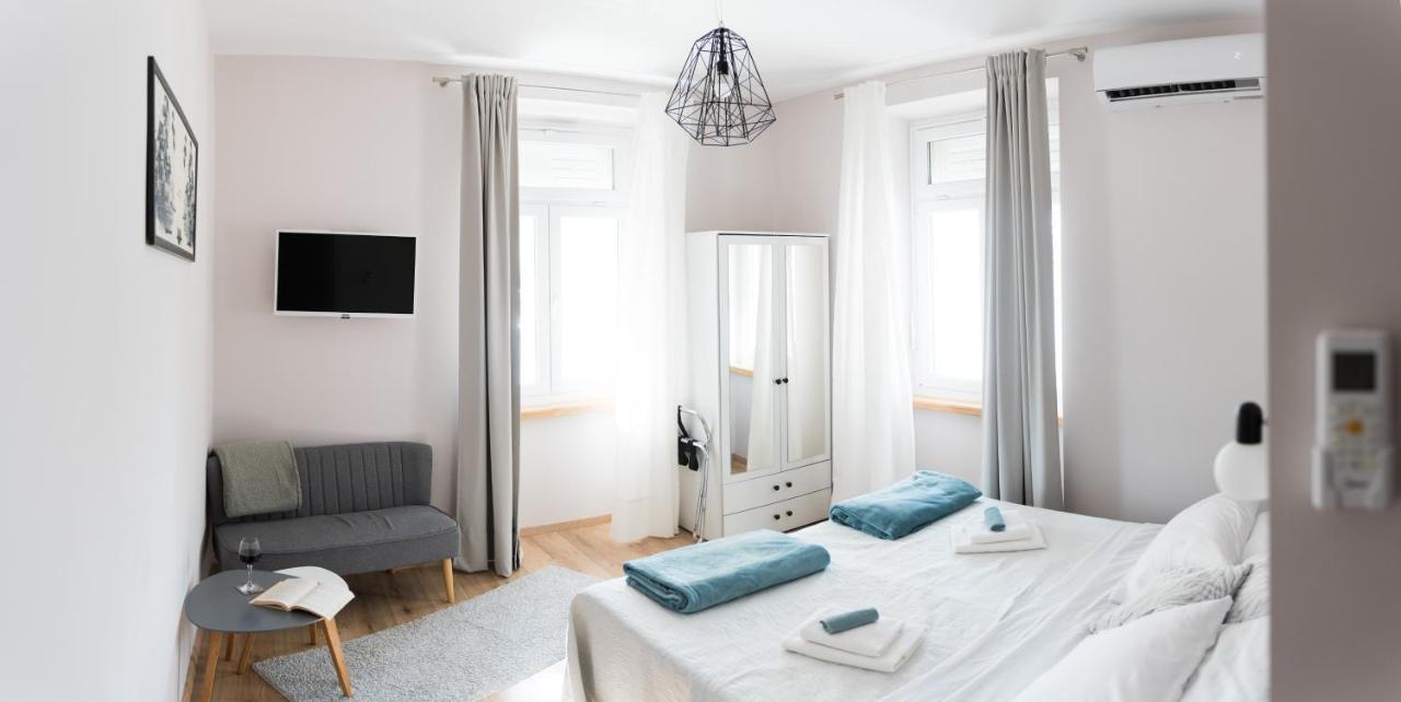 Apartma A